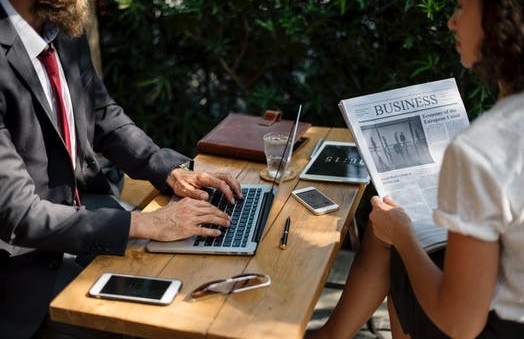 STRATEGI UTAMA DALAM MEMBENTUK EMPLOYEE ENGAGEMENT BAGI PERUSAHAAN